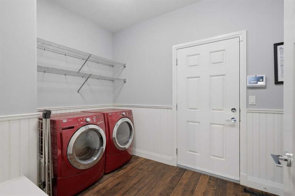 447 Summer Crescent, Rural Ponoka County, AB - Indoor Photo Showing Laundry Room