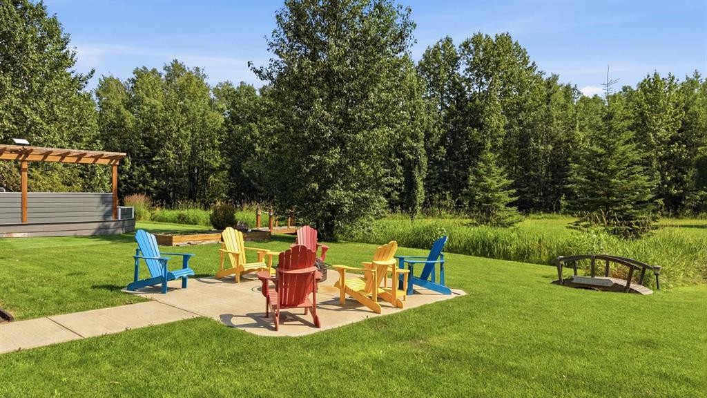 447 Summer Crescent, Rural Ponoka County, AB - Outdoor With Backyard