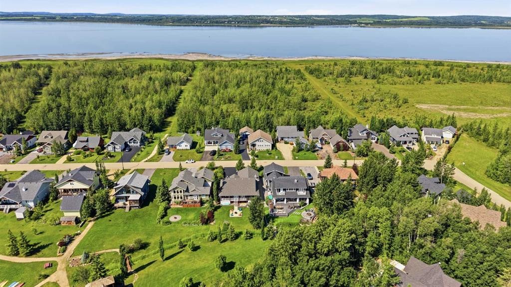 447 Summer Crescent, Rural Ponoka County, AB - Outdoor With Body Of Water With View