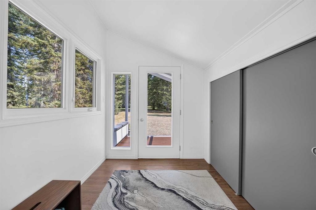 7-32579 Range Road 52, Rural Mountain View County, AB - Indoor