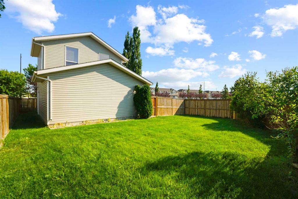 2502 Valleyview Drive, Camrose, AB - Outdoor