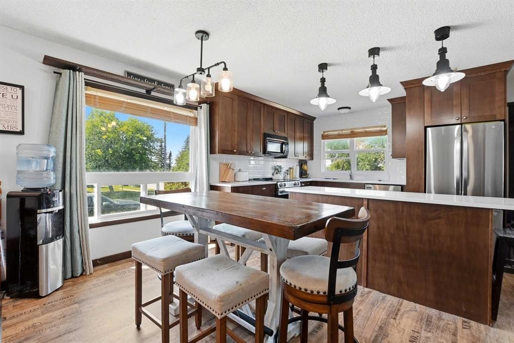 4803 47 Street, Rocky Mountain House, AB - Indoor