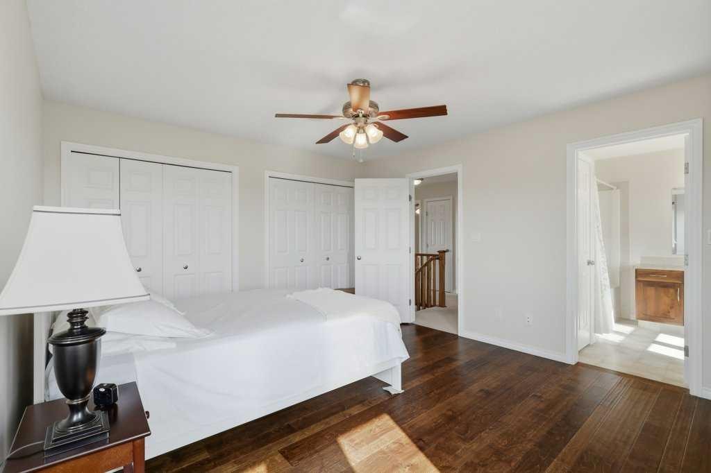 430057 Range Road 22, Rural Ponoka County, AB - Indoor Photo Showing Bedroom