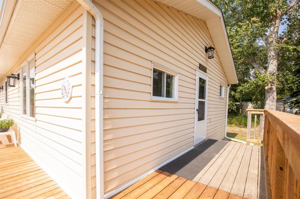 56 Lakeview Avenue, Gull Lake, AB - Outdoor With Deck Patio Veranda With Exterior