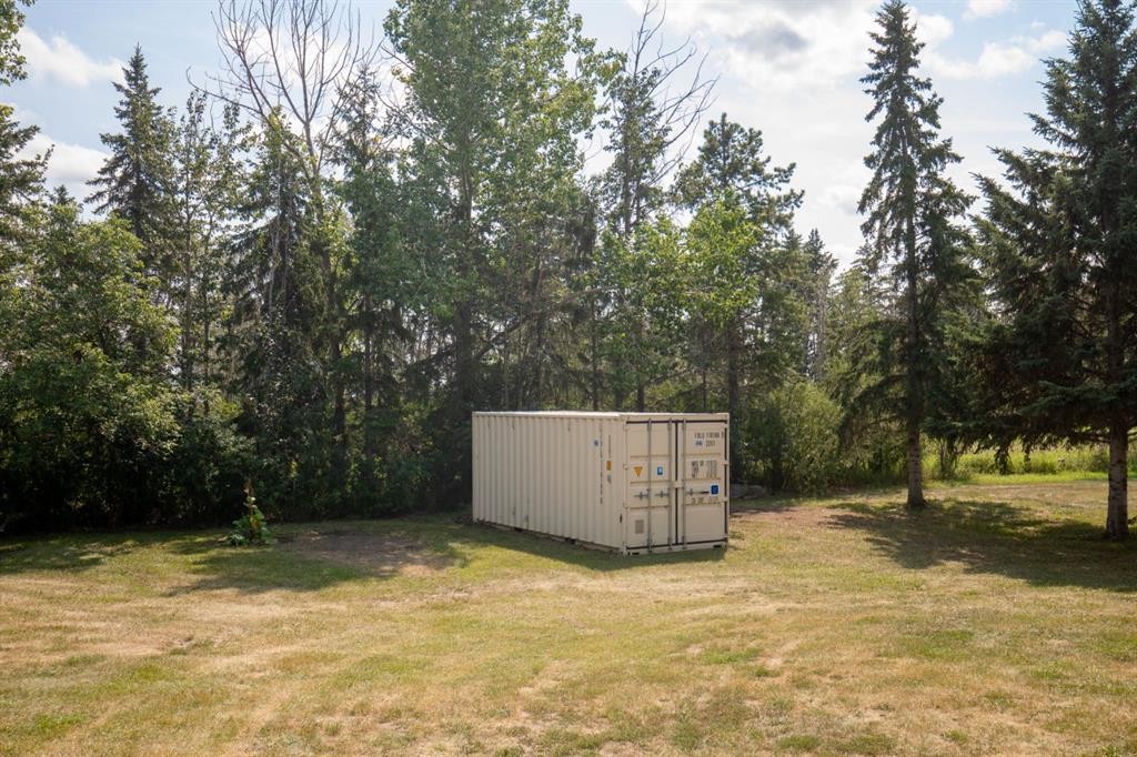 56 Lakeview Avenue, Gull Lake, AB - Outdoor