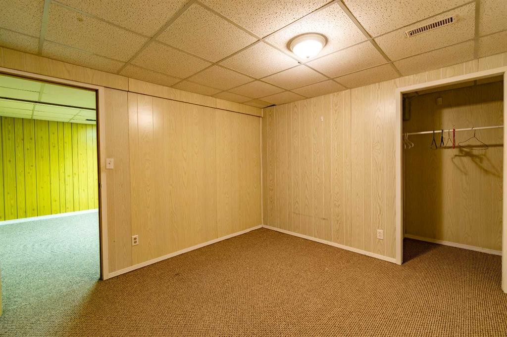 5005 53 Street, Castor, AB - Indoor Photo Showing Other Room