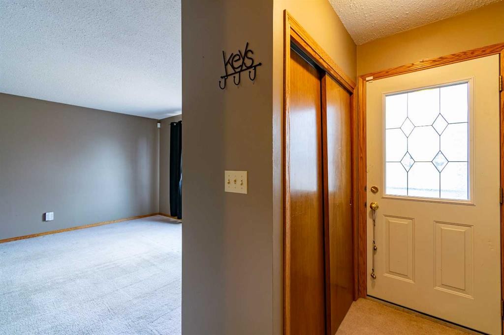 5005 53 Street, Castor, AB - Indoor Photo Showing Other Room