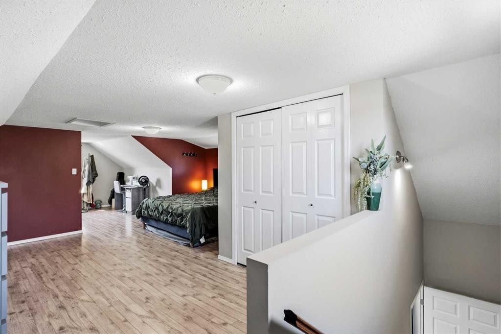 17-829 20 Street, Spruce View, AB - Indoor