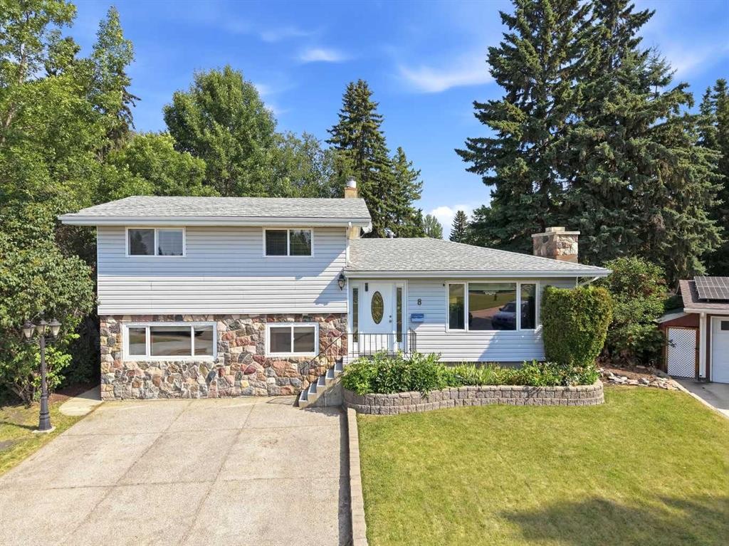 8 Sydney Close, Red Deer, AB - Outdoor With Facade