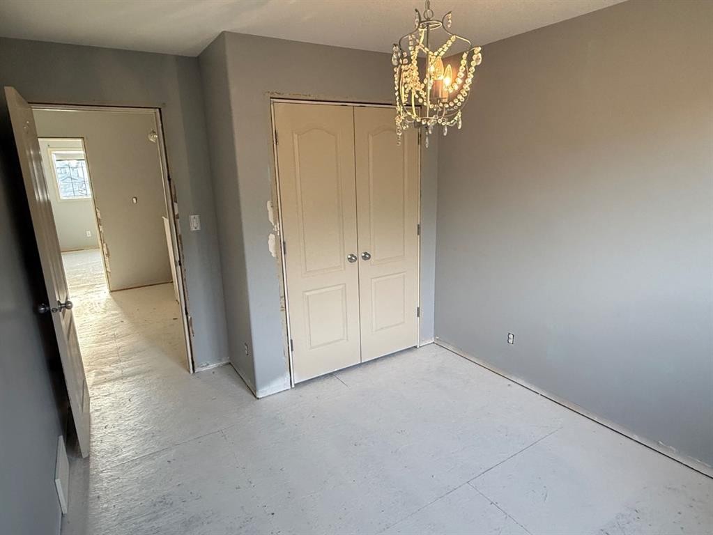 74 Parkway Drive, Blackfalds, AB - Indoor Photo Showing Other Room