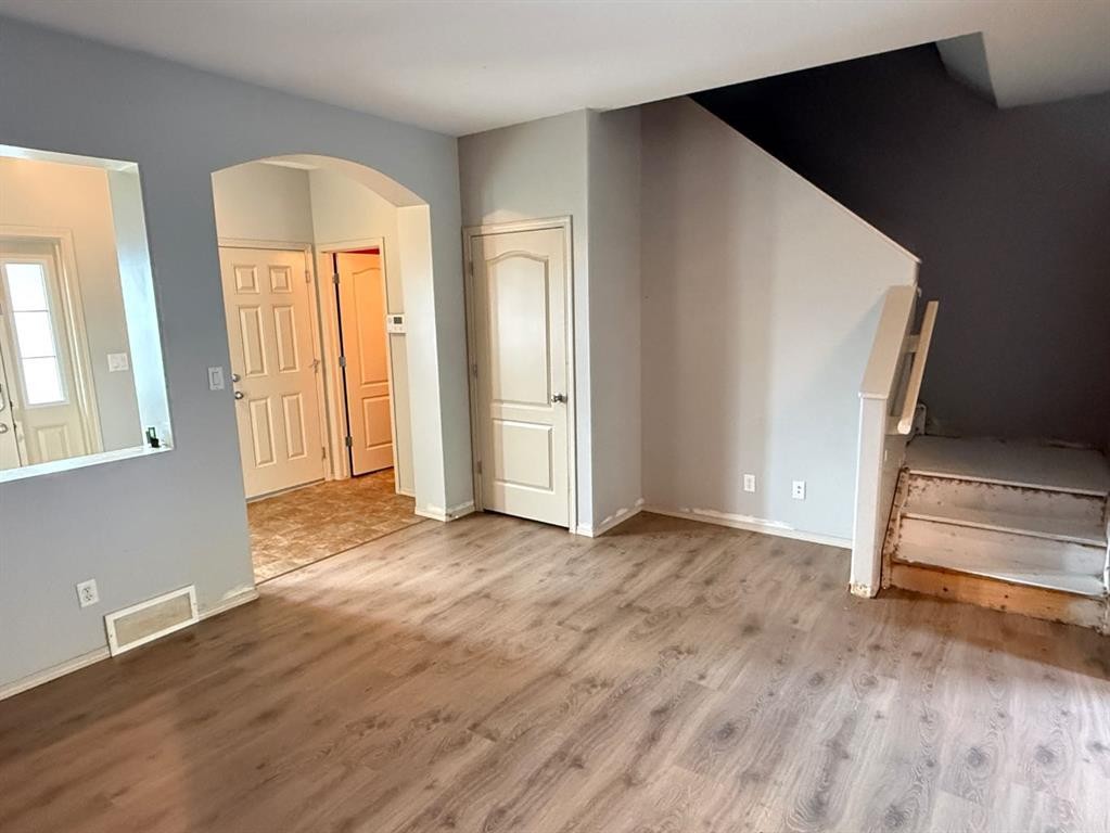 74 Parkway Drive, Blackfalds, AB - Indoor Photo Showing Other Room