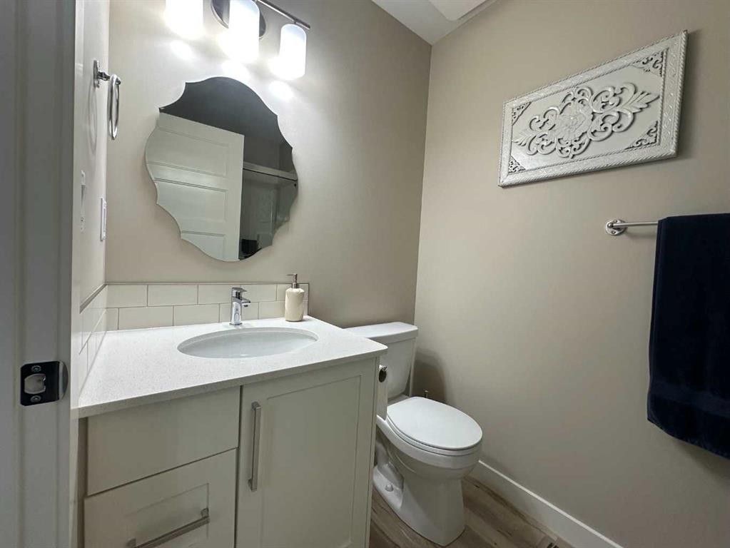 95 Golden Crescent, Red Deer, AB - Indoor Photo Showing Bathroom