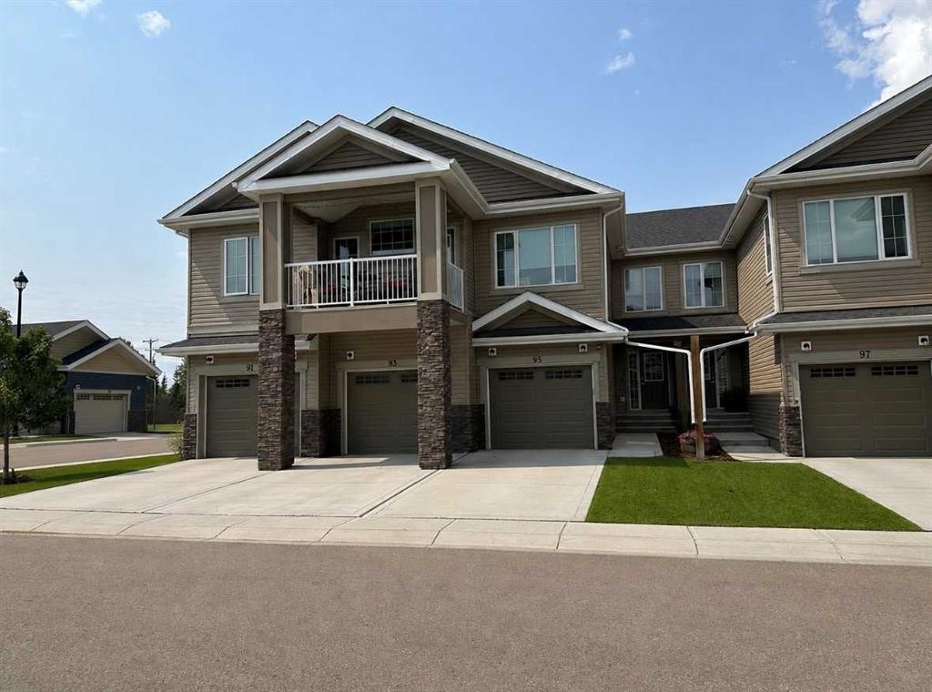 95 Golden Crescent, Red Deer, AB - Outdoor With Facade