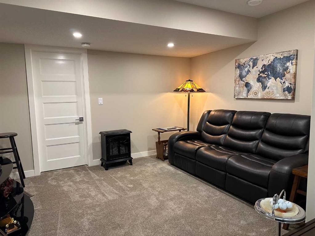 95 Golden Crescent, Red Deer, AB - Indoor