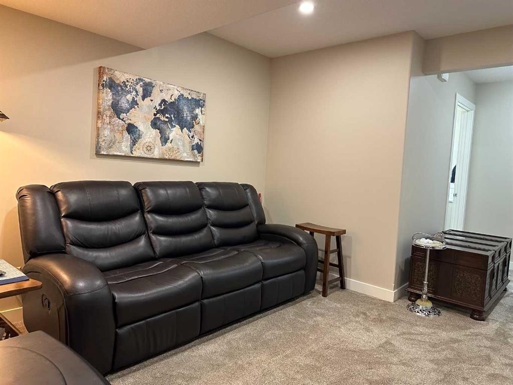 95 Golden Crescent, Red Deer, AB - Indoor