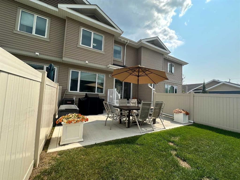 95 Golden Crescent, Red Deer, AB - Outdoor With Deck Patio Veranda