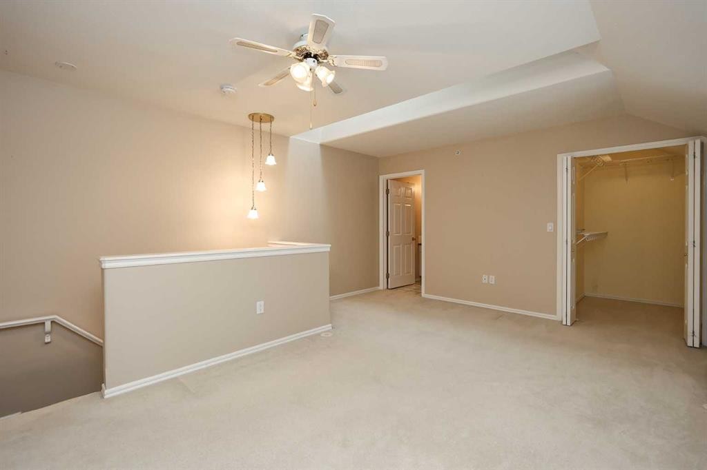 409-6118 53 Avenue, Red Deer, AB - Indoor Photo Showing Other Room