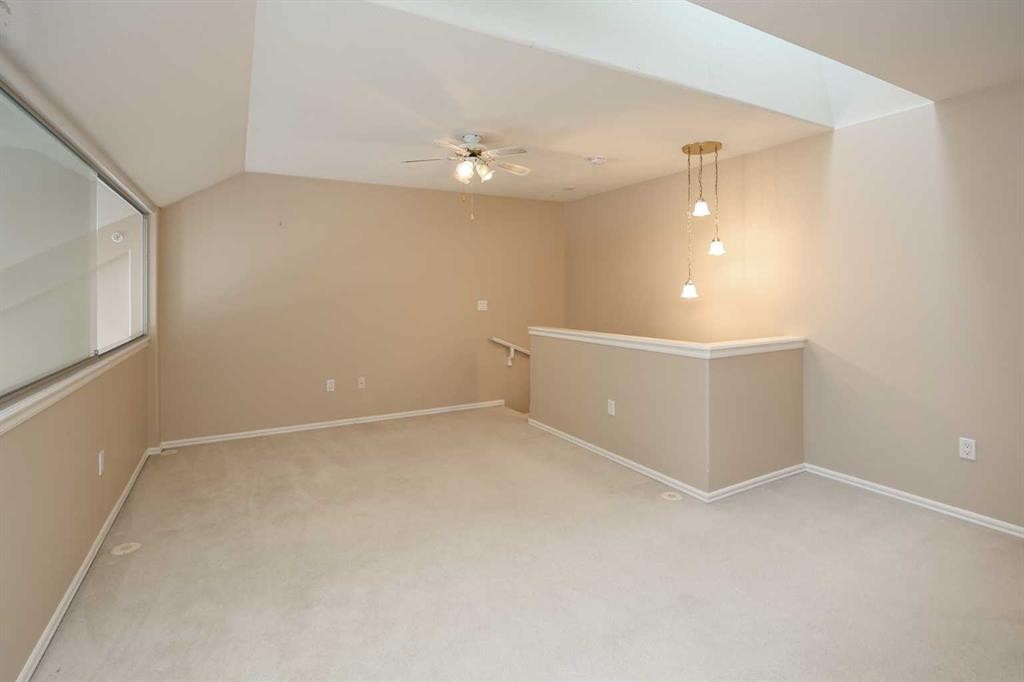 409-6118 53 Avenue, Red Deer, AB - Indoor Photo Showing Other Room