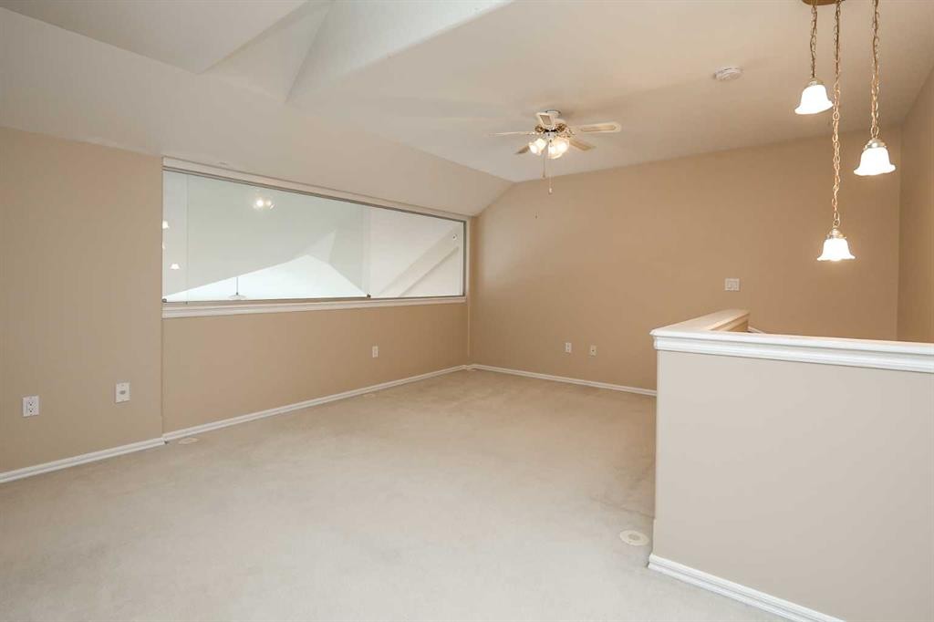 409-6118 53 Avenue, Red Deer, AB - Indoor Photo Showing Other Room