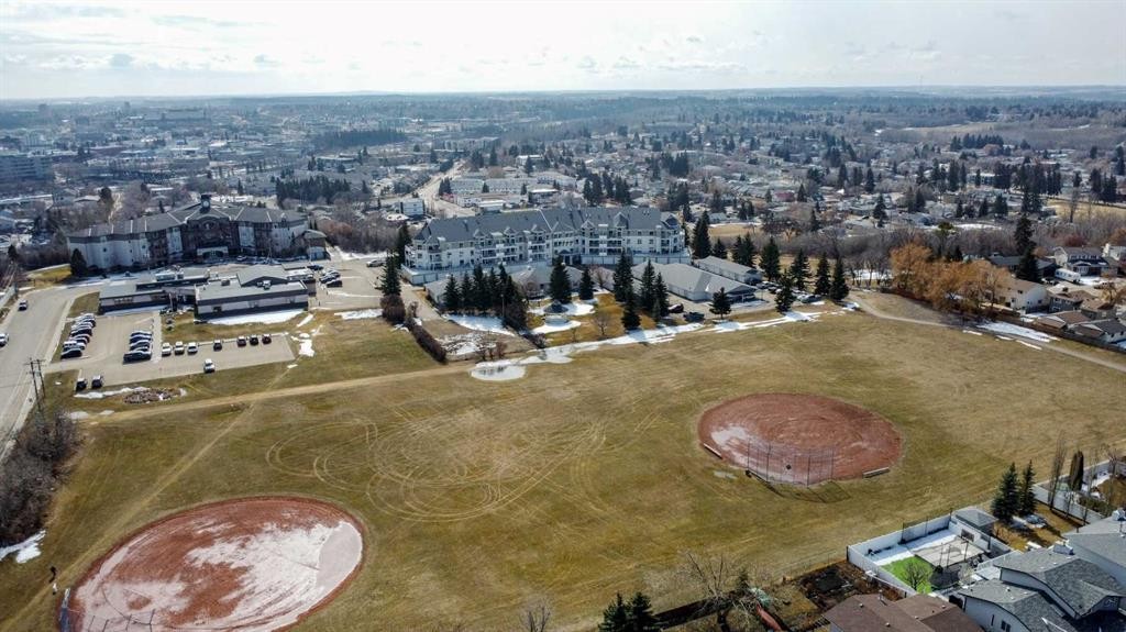 409-6118 53 Avenue, Red Deer, AB - Outdoor With View