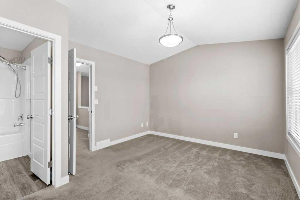 702-125 Caribou Crescent, Red Deer, AB - Indoor Photo Showing Other Room