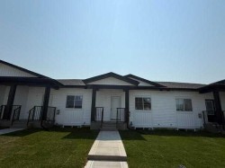 7 Gray Close Sylvan Lake, AB T4S 0W4
