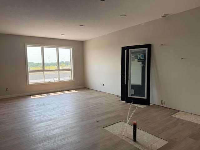 7 Gray Close, Sylvan Lake, AB - Indoor Photo Showing Other Room