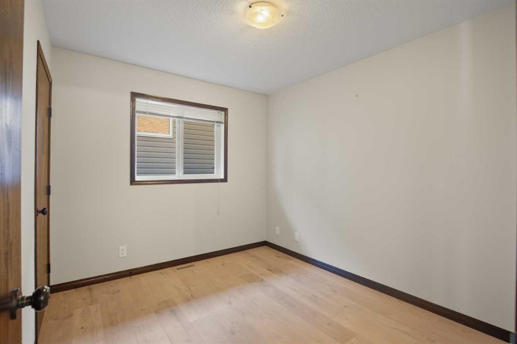 92 Ireland Crescent, Red Deer, AB - Indoor Photo Showing Other Room