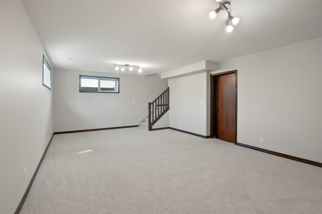92 Ireland Crescent, Red Deer, AB - Indoor Photo Showing Other Room