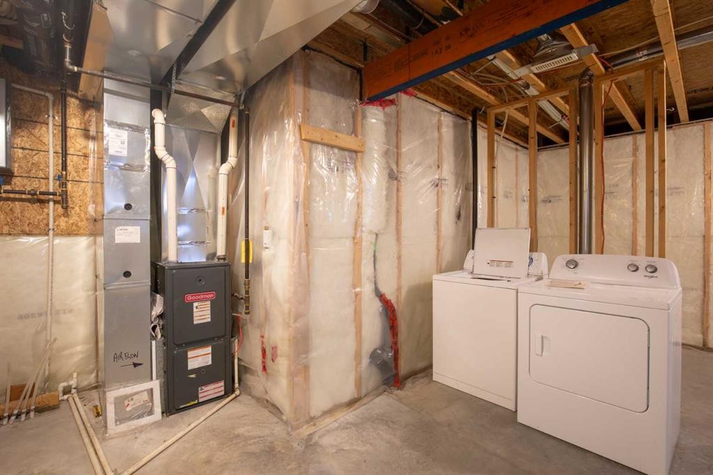 92 Ireland Crescent, Red Deer, AB - Indoor Photo Showing Laundry Room