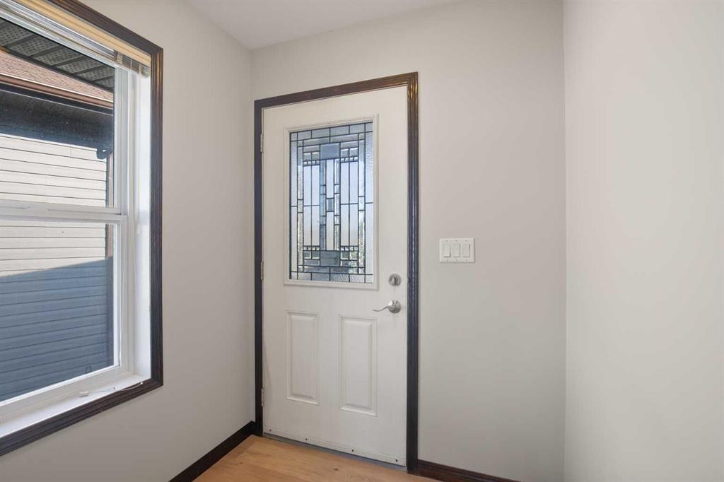 92 Ireland Crescent, Red Deer, AB - Indoor Photo Showing Other Room