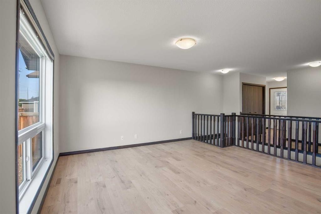 92 Ireland Crescent, Red Deer, AB - Indoor Photo Showing Other Room