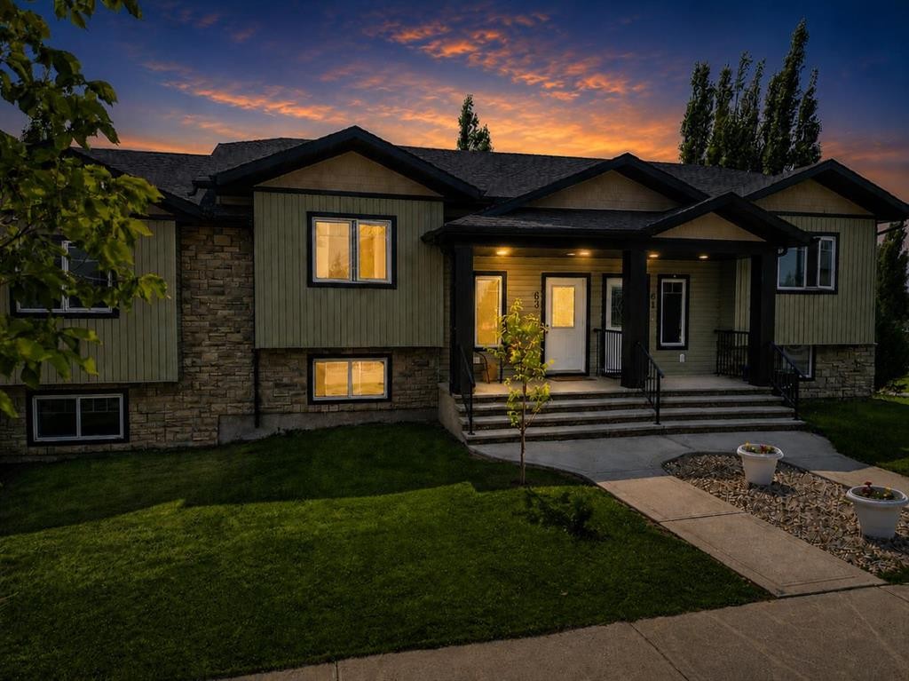 63 Hawkridge Boulevard, Penhold, AB - Outdoor With Facade