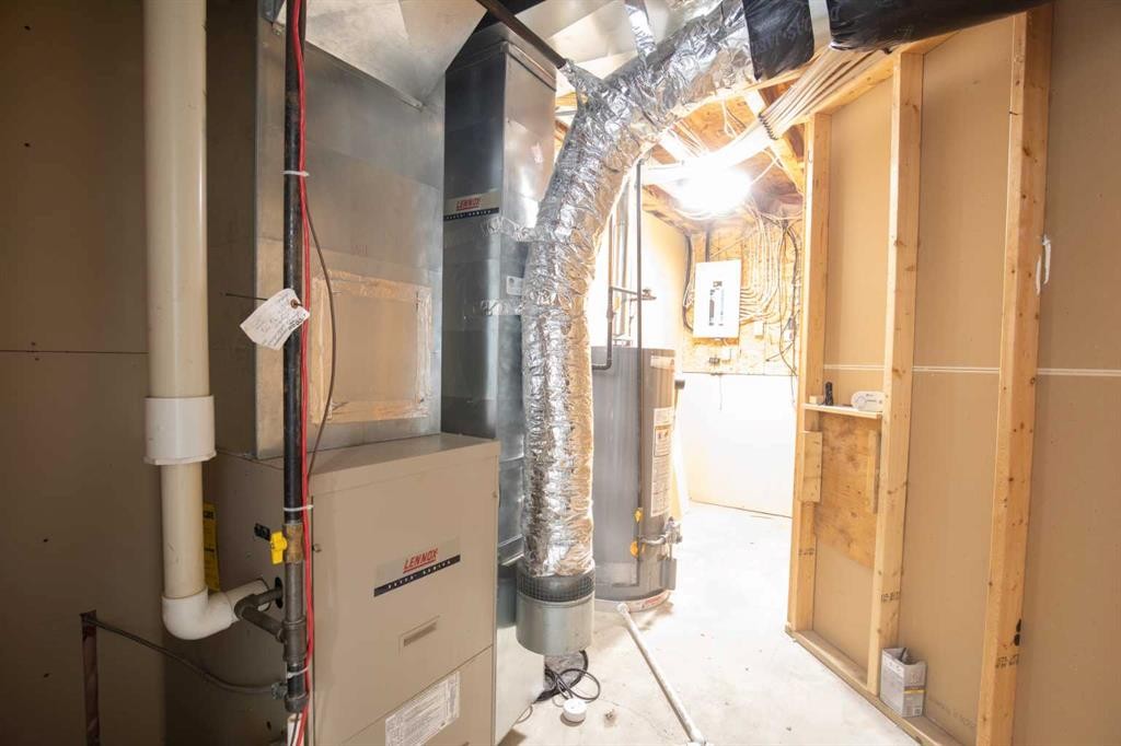 3 Taylor Drive, Lacombe, AB - Indoor Photo Showing Basement