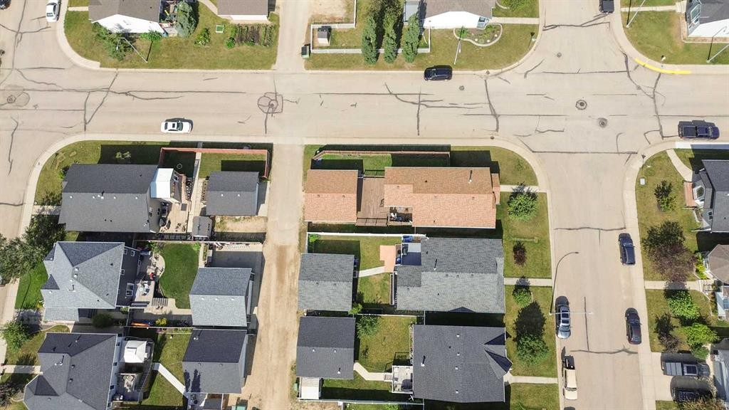 3 Taylor Drive, Lacombe, AB - With View