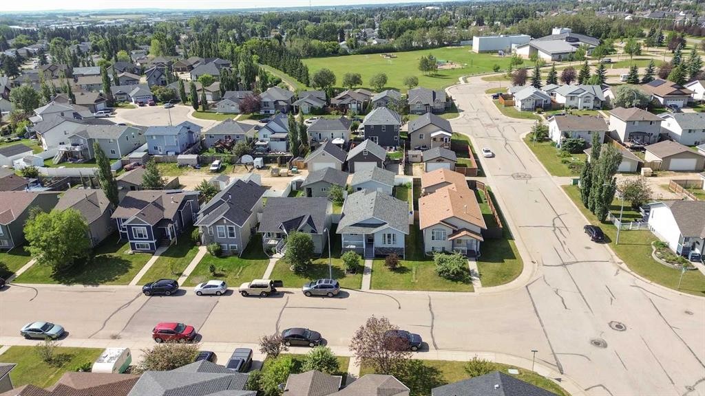 3 Taylor Drive, Lacombe, AB - Outdoor With View