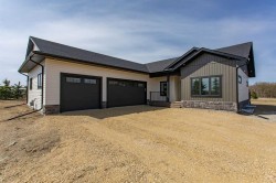 203-38452 Range Road 284 Rural Red Deer County, AB T4S 2B7