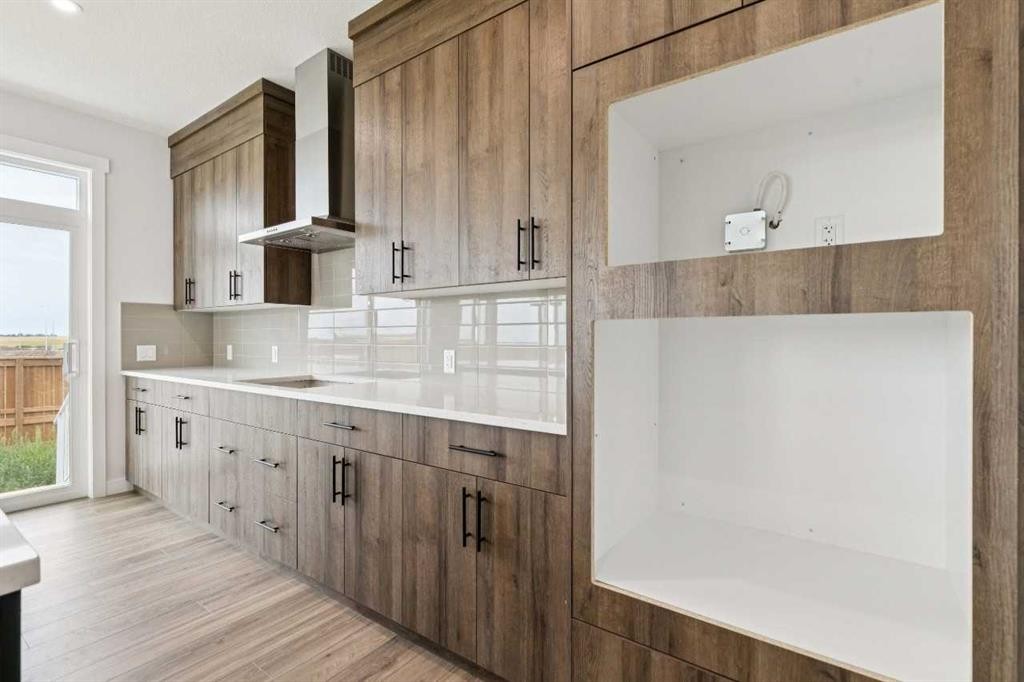 412 Bridgeport Glen, Chestermere, AB - Indoor Photo Showing Kitchen