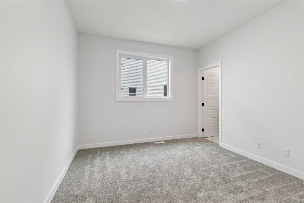 412 Bridgeport Glen, Chestermere, AB - Indoor Photo Showing Other Room