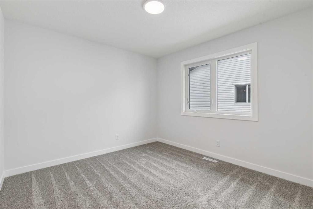 412 Bridgeport Glen, Chestermere, AB - Indoor Photo Showing Other Room