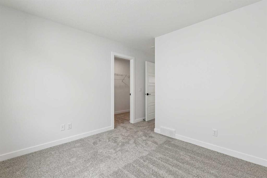 412 Bridgeport Glen, Chestermere, AB - Indoor Photo Showing Other Room