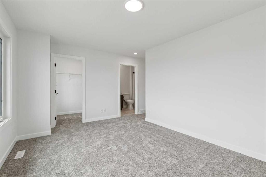 412 Bridgeport Glen, Chestermere, AB - Indoor Photo Showing Other Room