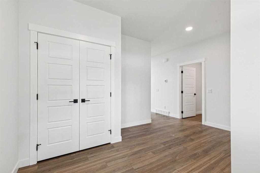 412 Bridgeport Glen, Chestermere, AB - Indoor Photo Showing Other Room