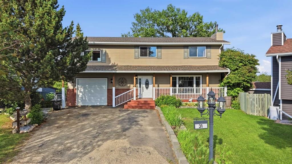 31 Willow Crescent, Lacombe, AB - Outdoor With Deck Patio Veranda