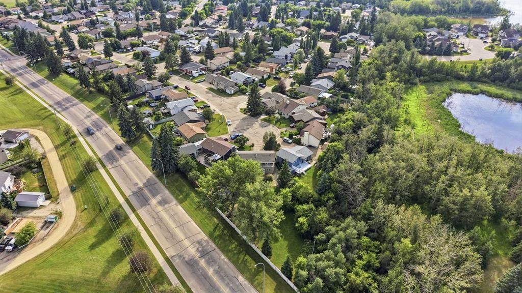 31 Willow Crescent, Lacombe, AB - Outdoor With View