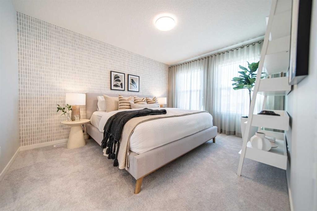 520 Tekarra Drive Nw, Calgary, AB - Indoor Photo Showing Bedroom