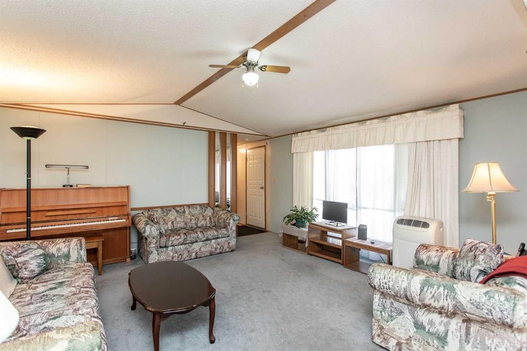 44A-5500 Womacks Road, Blackfalds, AB