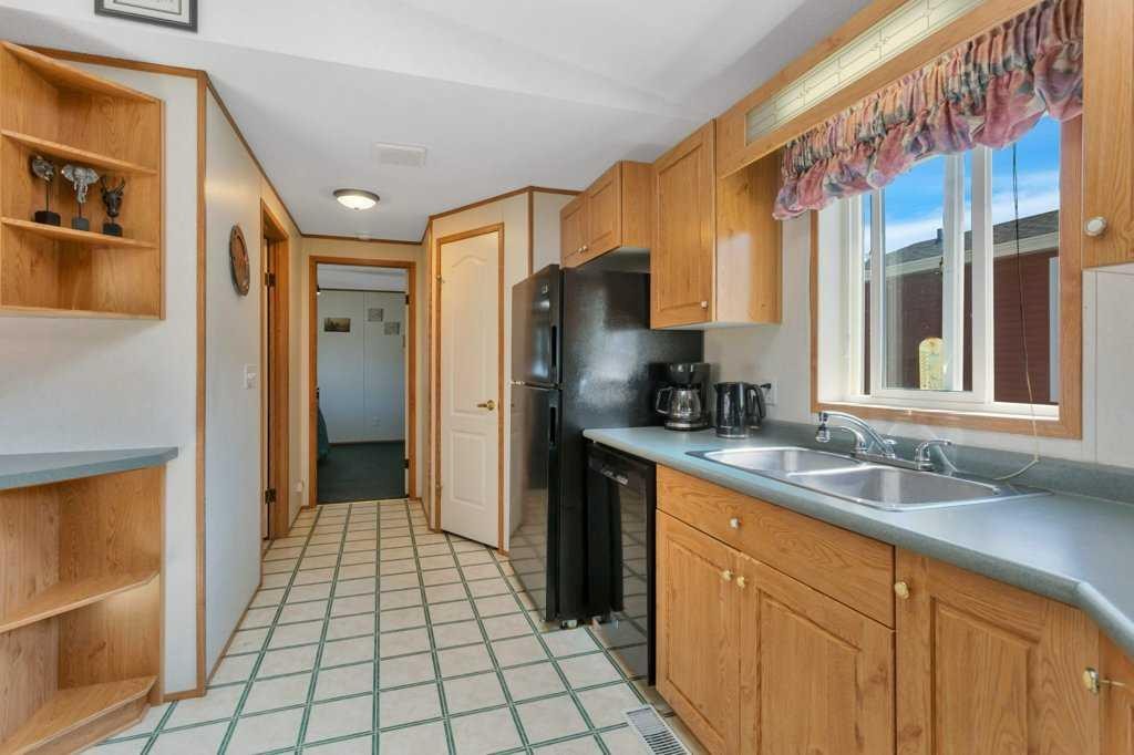 212 Willow Place, Benalto, AB