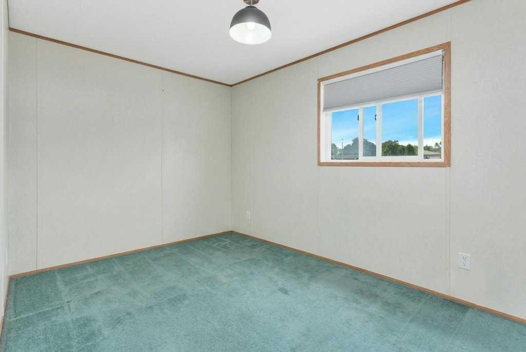 212 Willow Place, Benalto, AB