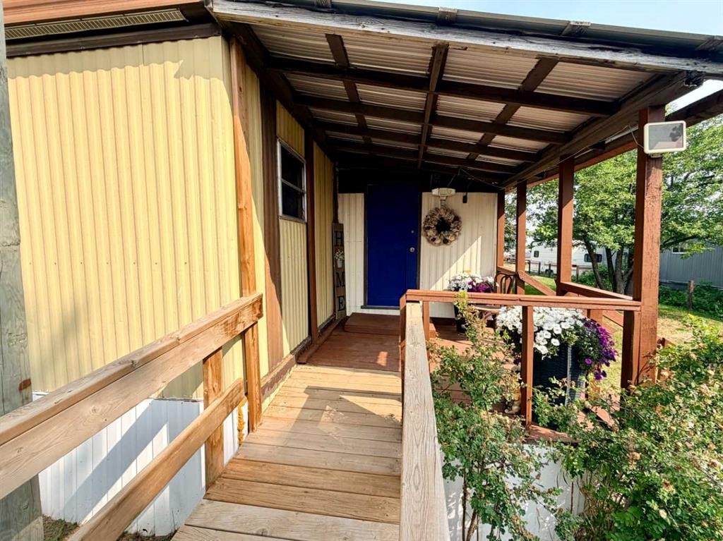 5039 51 Avenue, Caroline, AB - Outdoor With Deck Patio Veranda With Exterior
